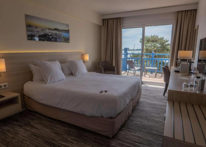 Best Western Plus Hôtel Le Roof