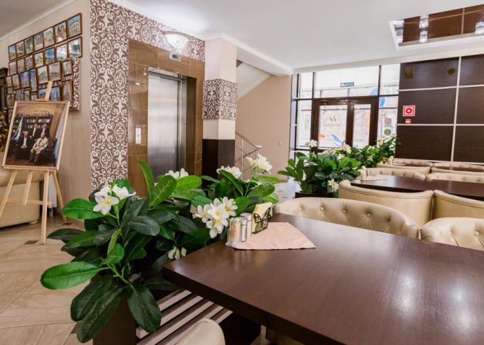 Marton Biznes Hotel