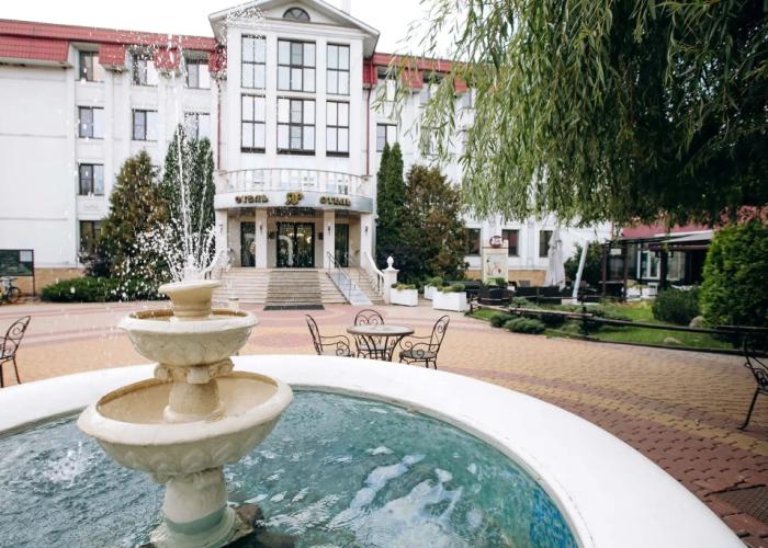 Hotel Yar