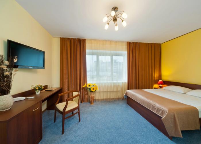 Ukraina Hotel