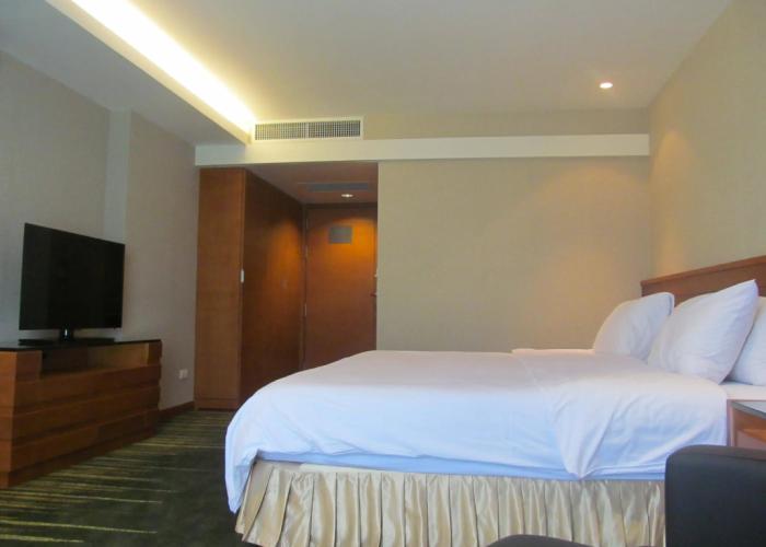 Lao Plaza Hotel