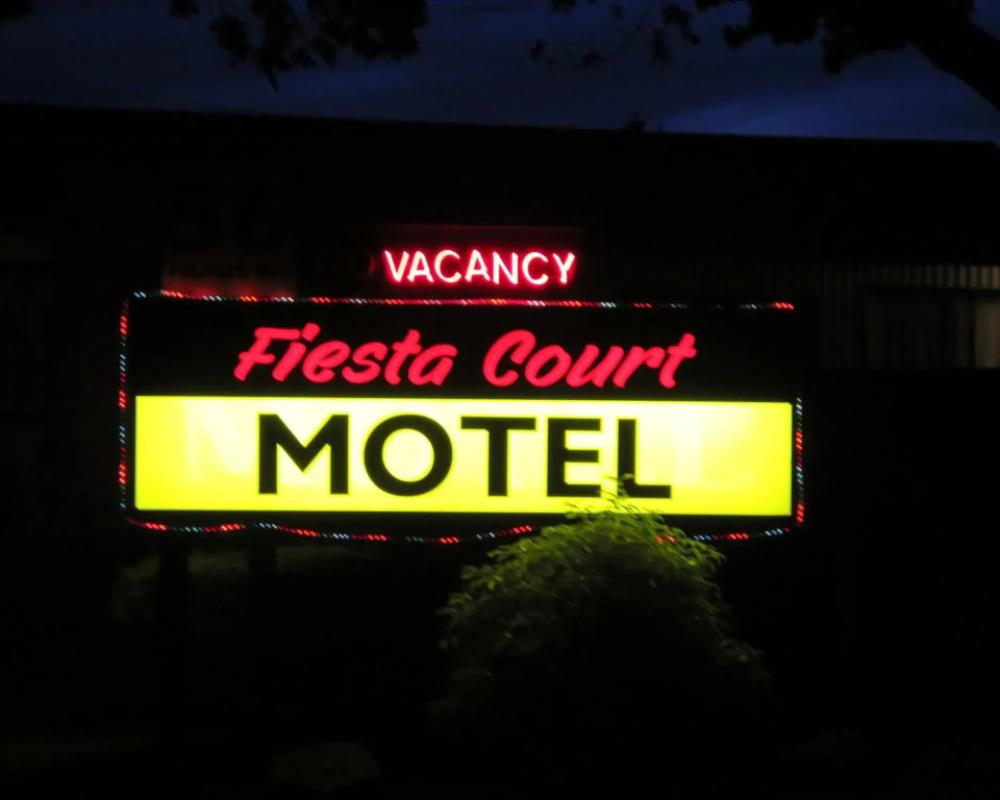 Fiesta Court Motel