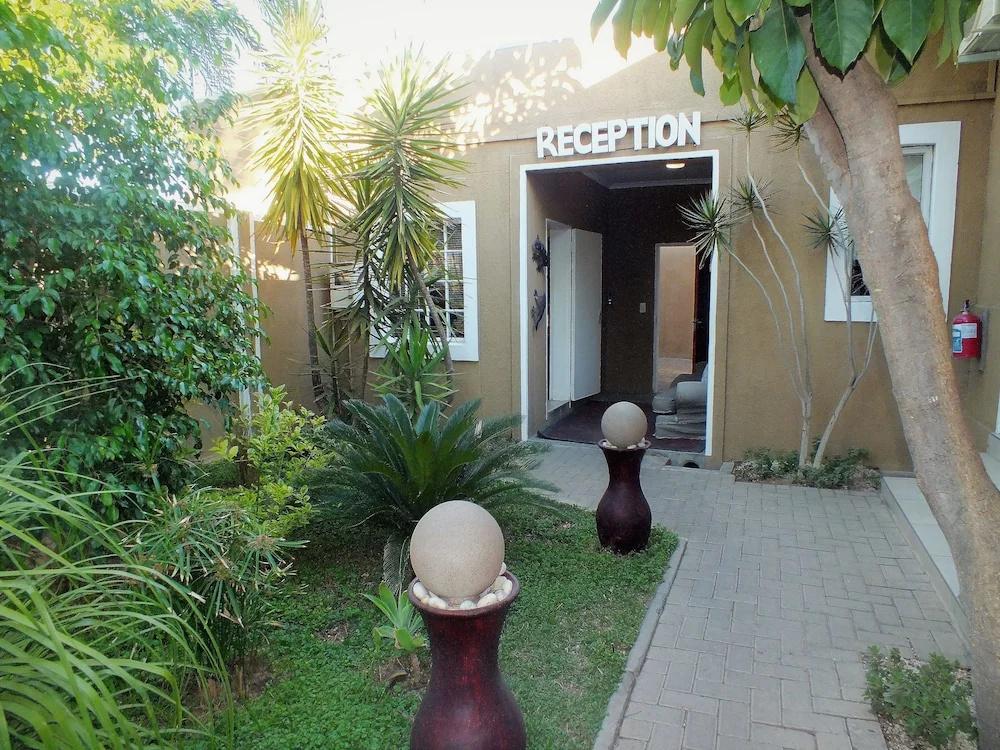 фото Uzuri Guesthouse