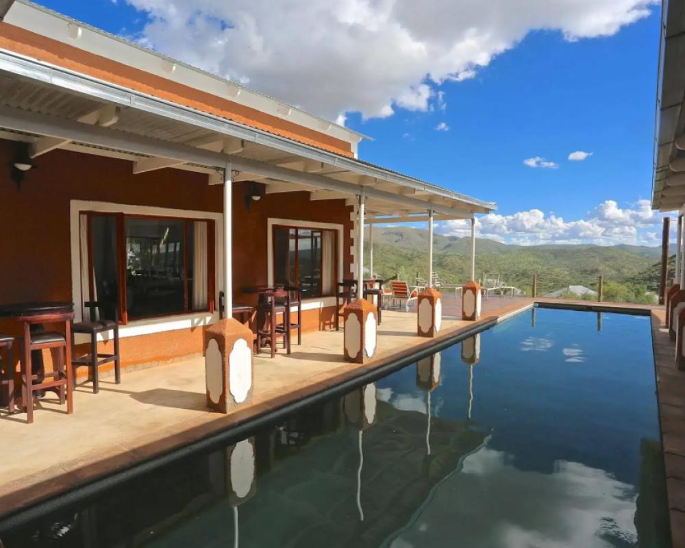 фото River Crossing Lodge