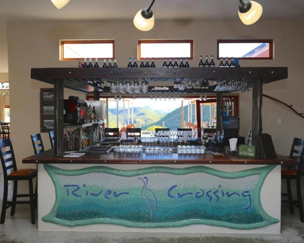 фото River Crossing Lodge