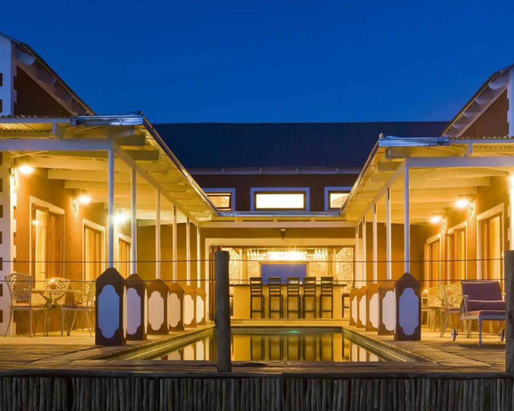 фото River Crossing Lodge