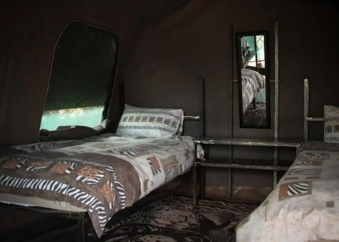 Sweet Thorn Retreat Airport Lodge