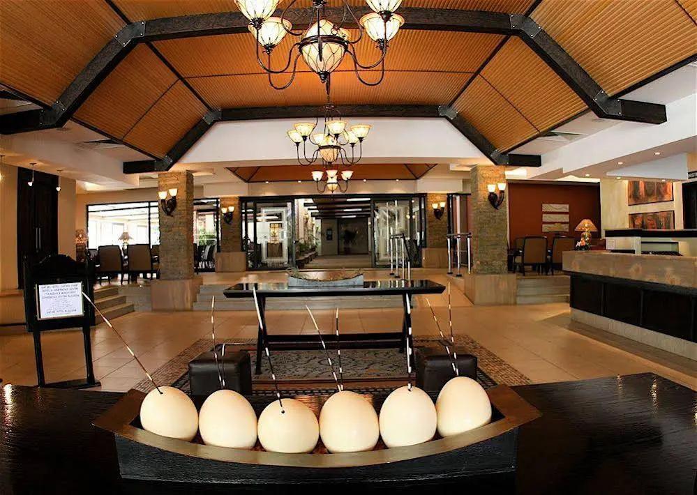 фото Safari Hotel Windhoek