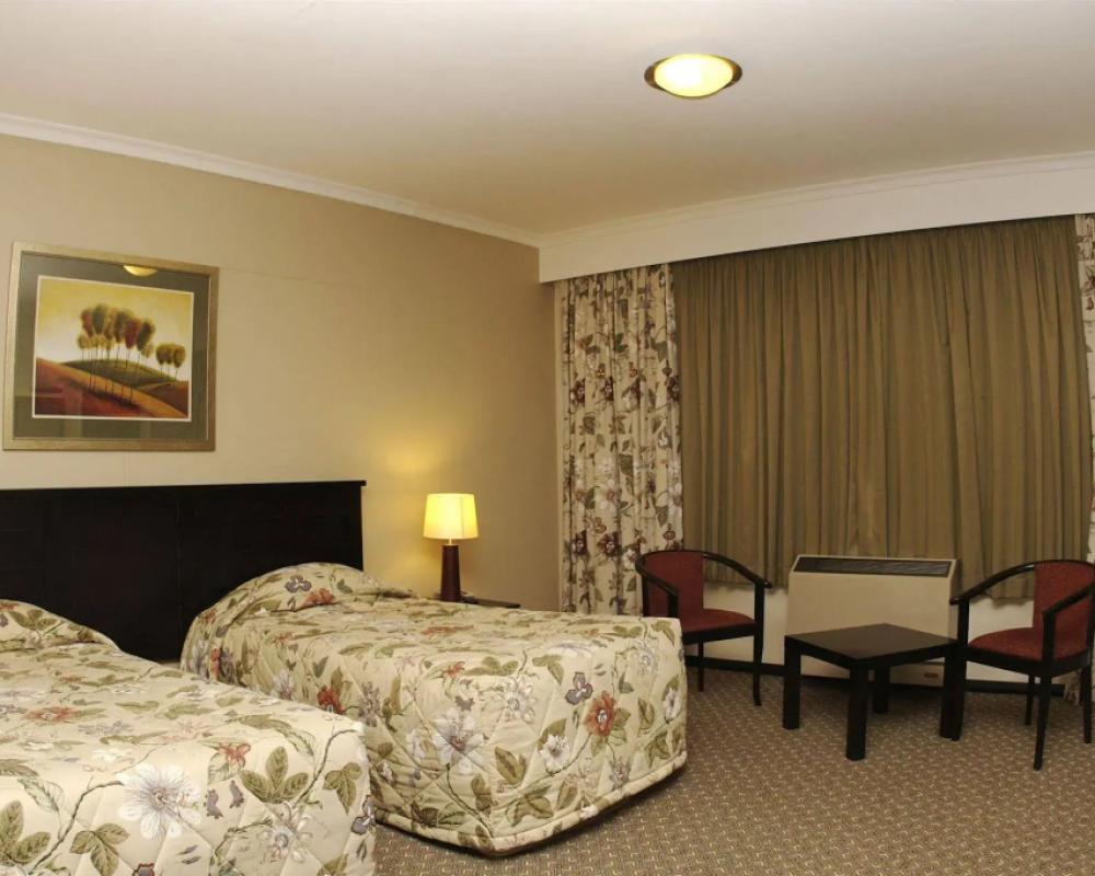 фото Safari Hotel Windhoek
