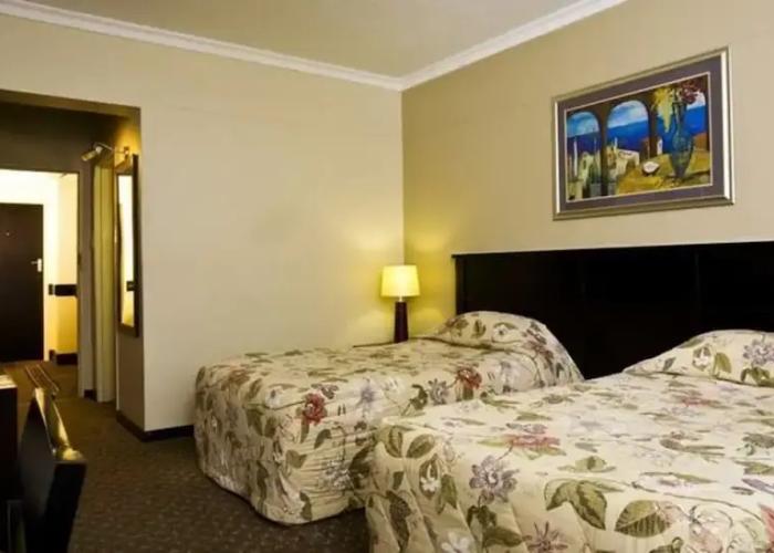 Safari Hotel Windhoek