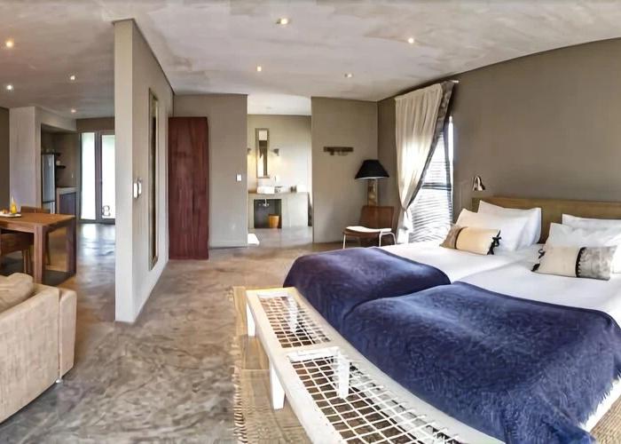 The Village Courtyard Suites