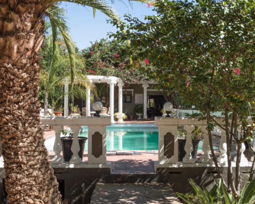 фото Utopia Boutique Hotel