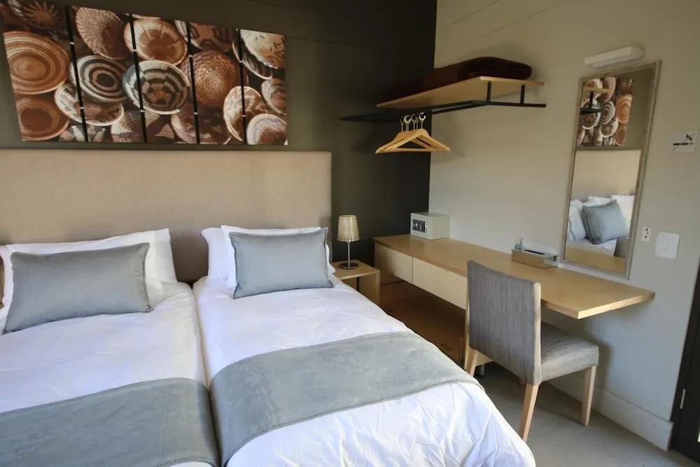 фото The Elegant Guesthouse