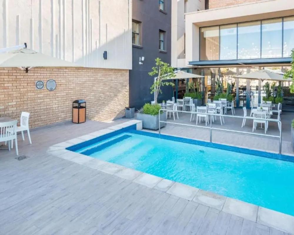 фото Town Lodge Windhoek