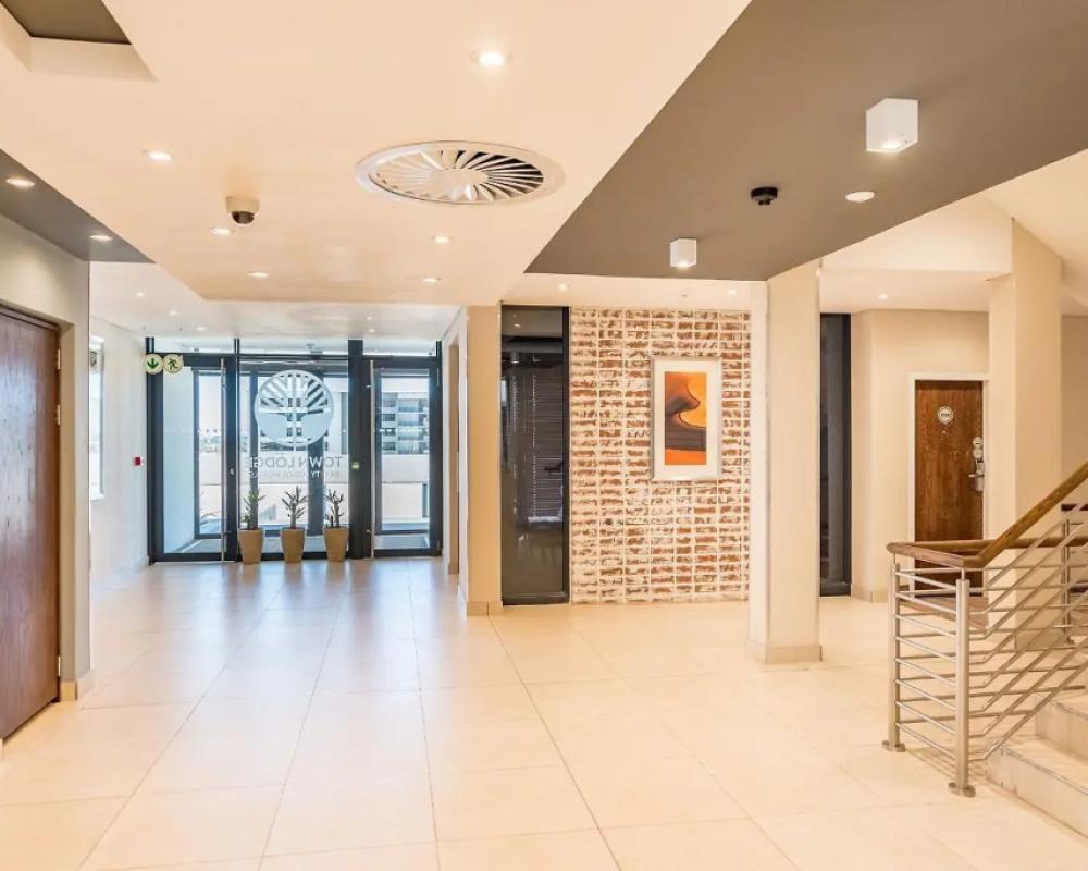 фото Town Lodge Windhoek