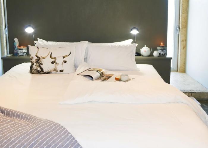 Suite 9 The Village