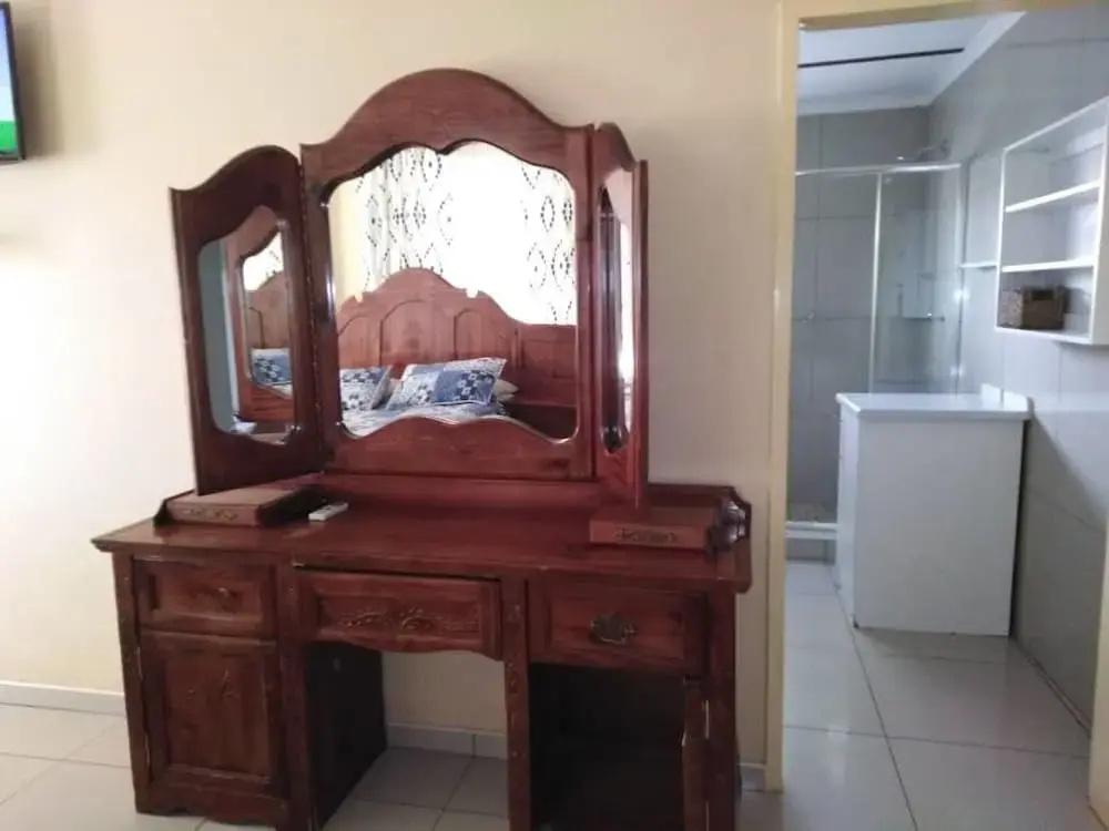 фото MC's Self Catering Accommodation