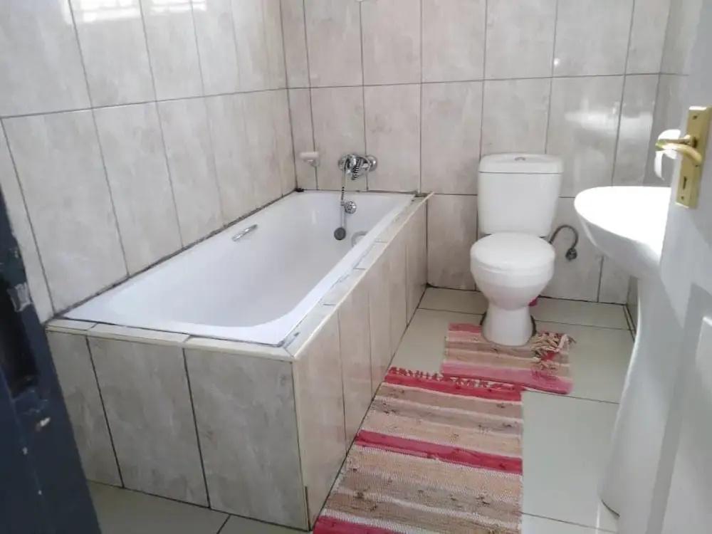 фото MC's Self Catering Accommodation