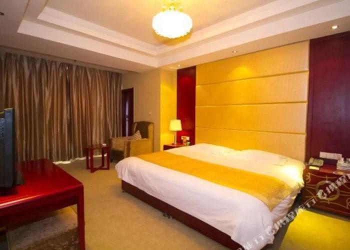 Chenlong International Hotel