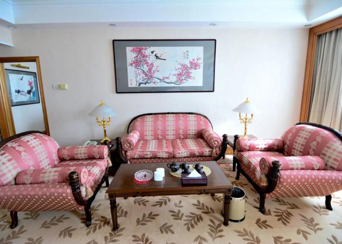 Weihaiwei Hotel