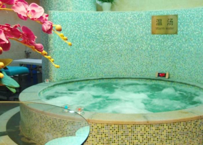 Weihaiwei Hotel
