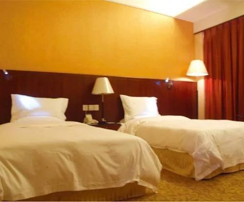 Tarshan Hotel