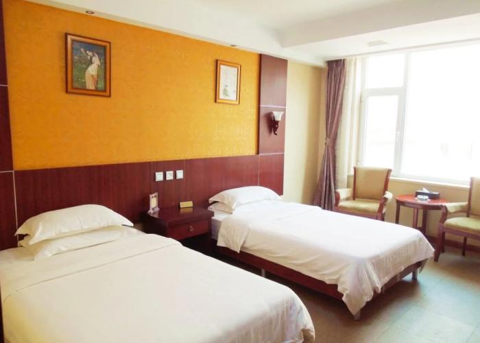 Weihai Huayu Business Hotel