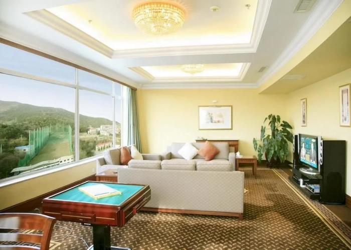 Weihai Blue Sky Hotel