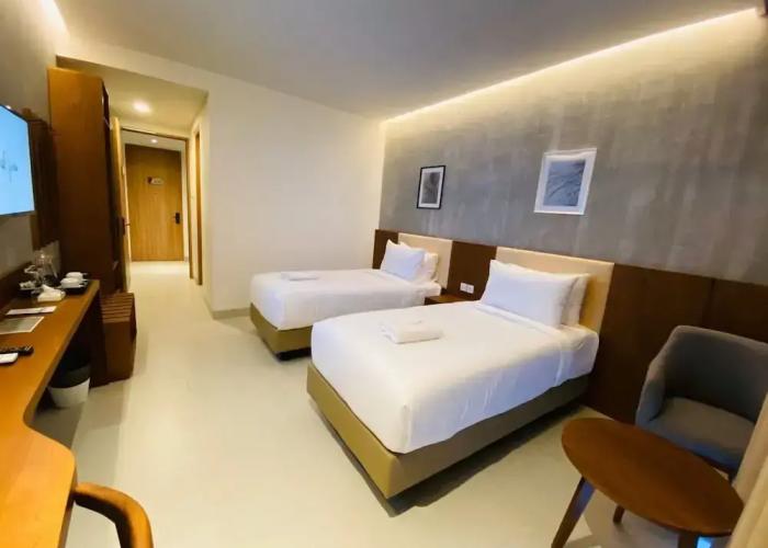 Kambaniru Beach Hotel & Resort