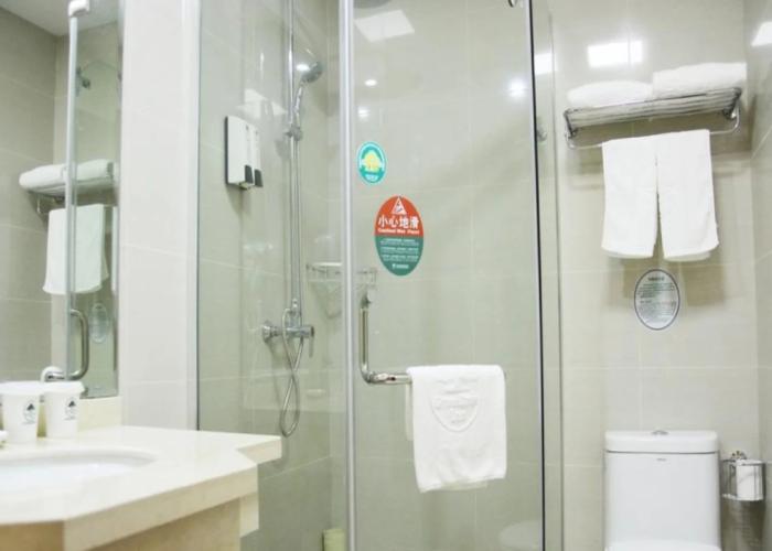 GreenTree Inn Wuhu Fangte North Changjiang Road Business Hotel