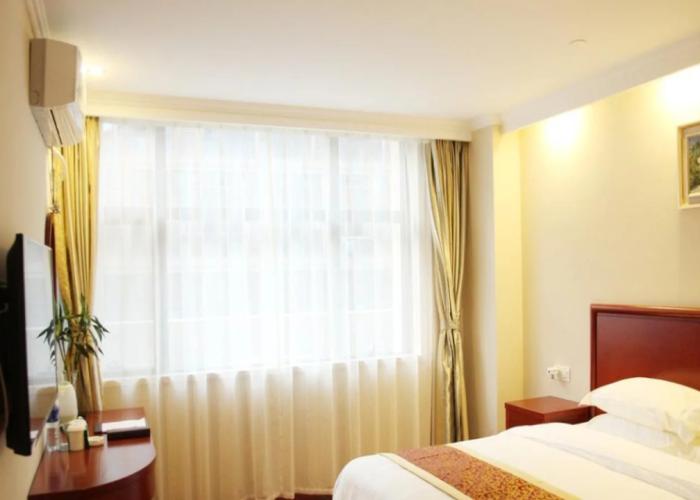 GreenTree Inn Wuhu Fangte North Changjiang Road Business Hotel