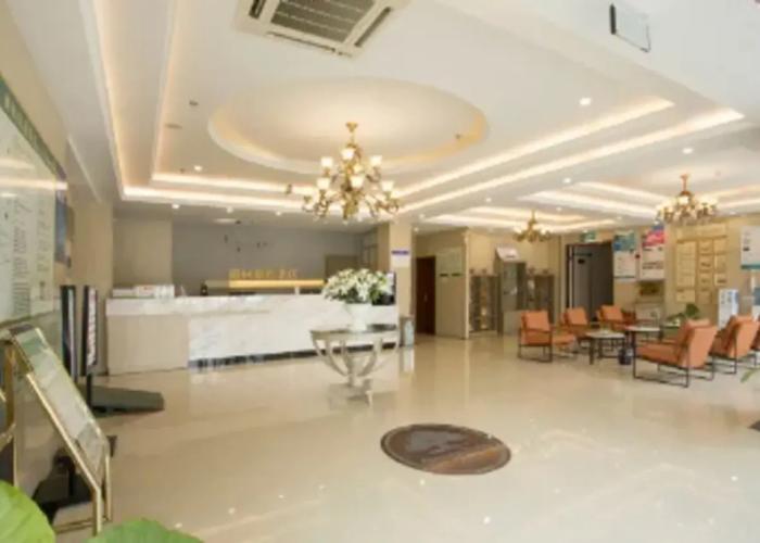 GreenTree Inn Anhui Wuhu Yinhu North Road Fangte World Resort South Gate Business Hotel