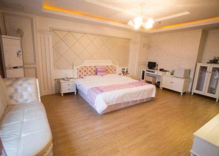 Sweetie Dream Theme Hotel