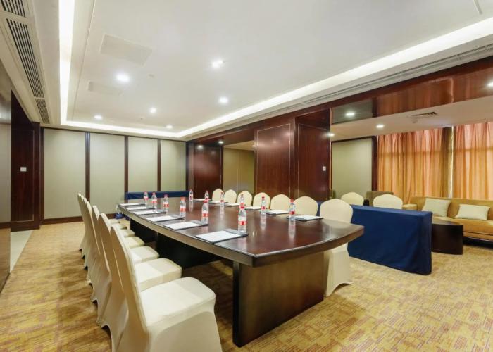 Cenbest Jinling Grand Hotel