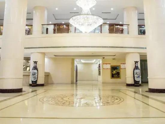 Huaqiao International Hotel
