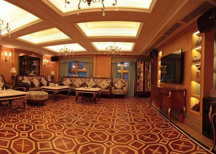 Jinding Hotel