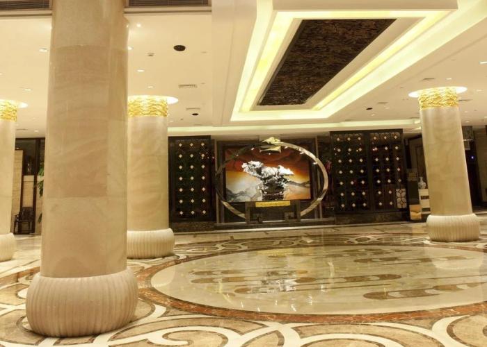Yuntianlou Holiday Royal Hotel