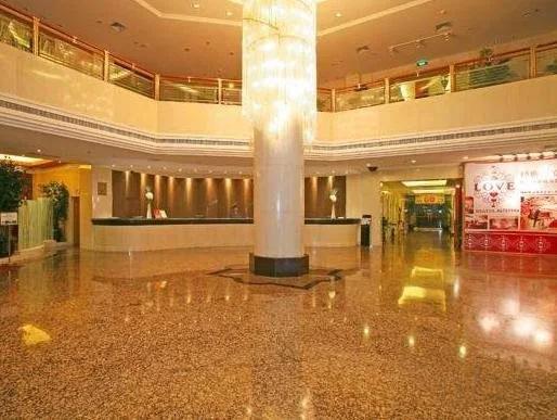 Red Sun Hotel