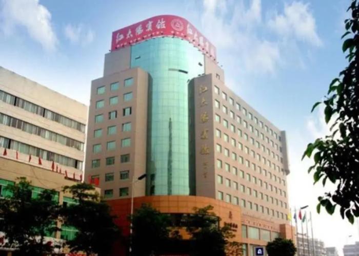 Red Sun Hotel