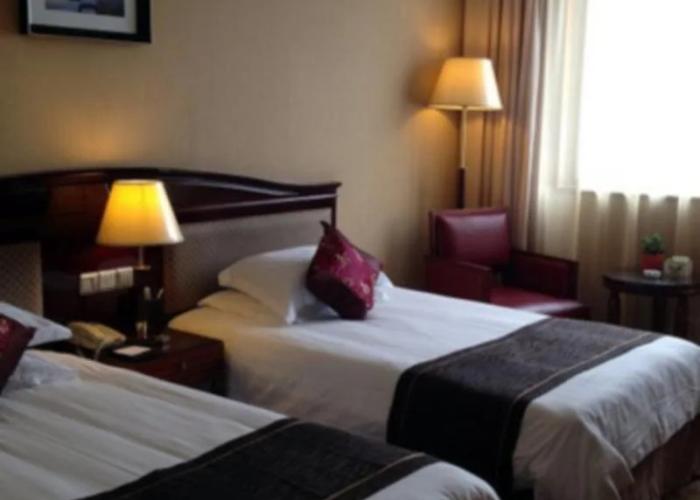 Red Sun Hotel