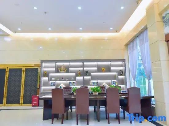 Cangnan Wenju Garden Hotel