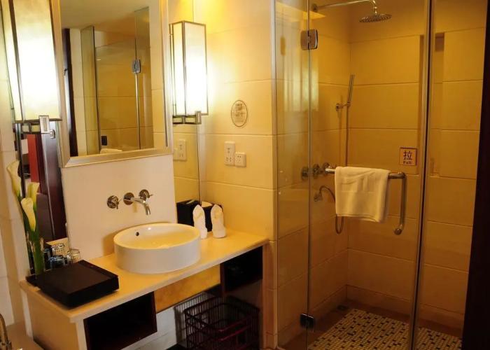 Xiongchu International Hotel