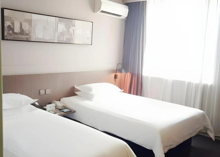 Jinjiang Inn Select Wuhan Chuhehan Street Shuiguo Lake