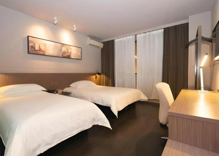 Jinjiang Inn Select Wuhan Chuhehan Street Shuiguo Lake