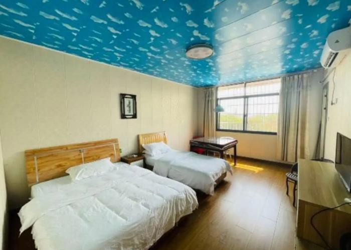 Deyun Farm Hotel