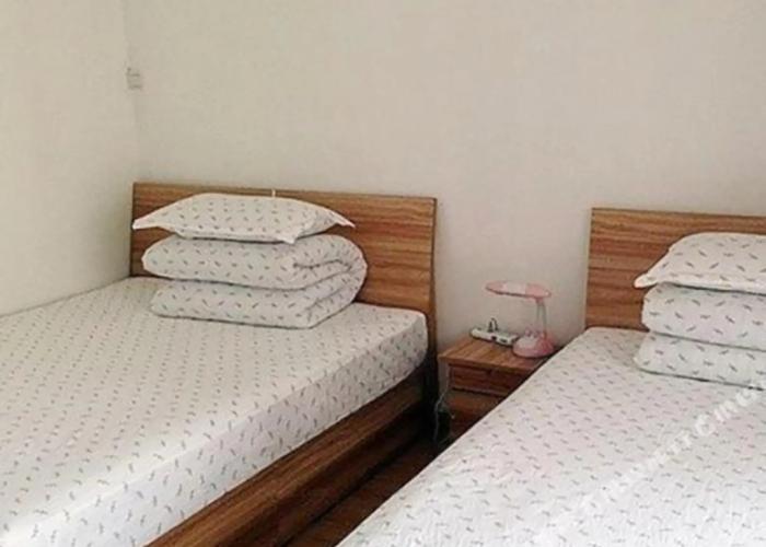 Deyun Farm Hotel