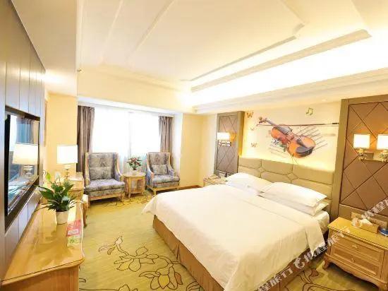 Vienna International Hotel (Wuhan Yangguang Yuhang)