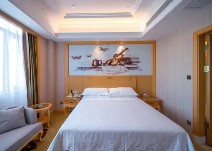 Vienna International Hotel (Zongguan Subway Station Hanxi Store