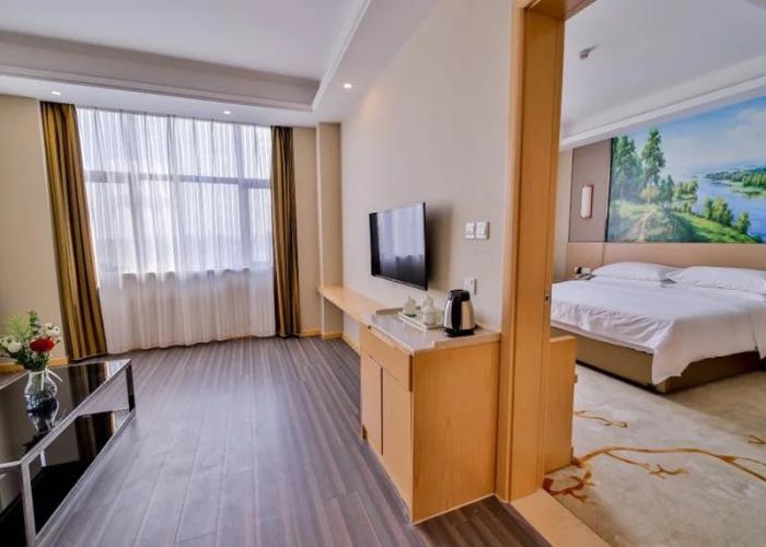 Vienna International Hotel (Wuhan Wangjiawan Tieqiao Square)