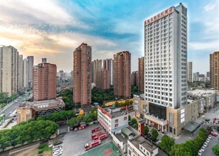 Vienna International Hotel (Wuhan Wangjiawan Tieqiao Square)